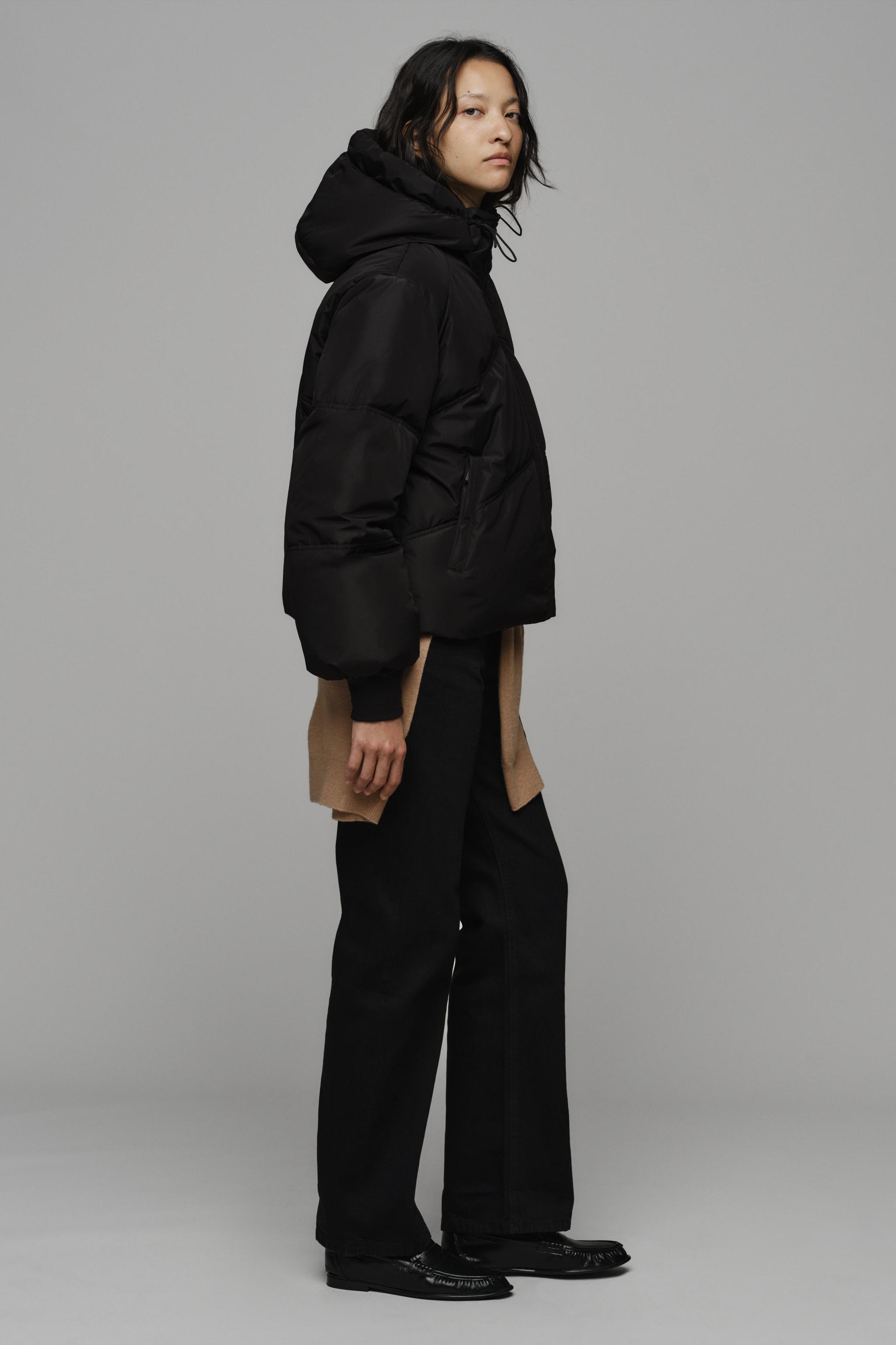 WATER-REPELLENT WINDPROOF PADDED HOODIE JACKET